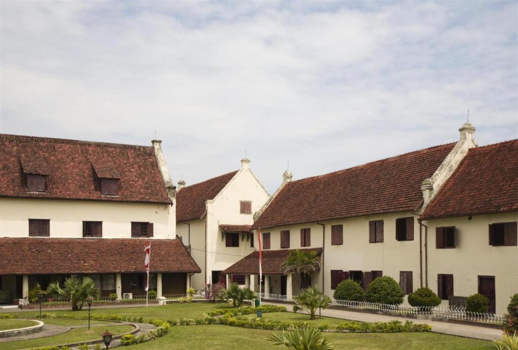 The Rinra Hotel Makassar Kültér fotó