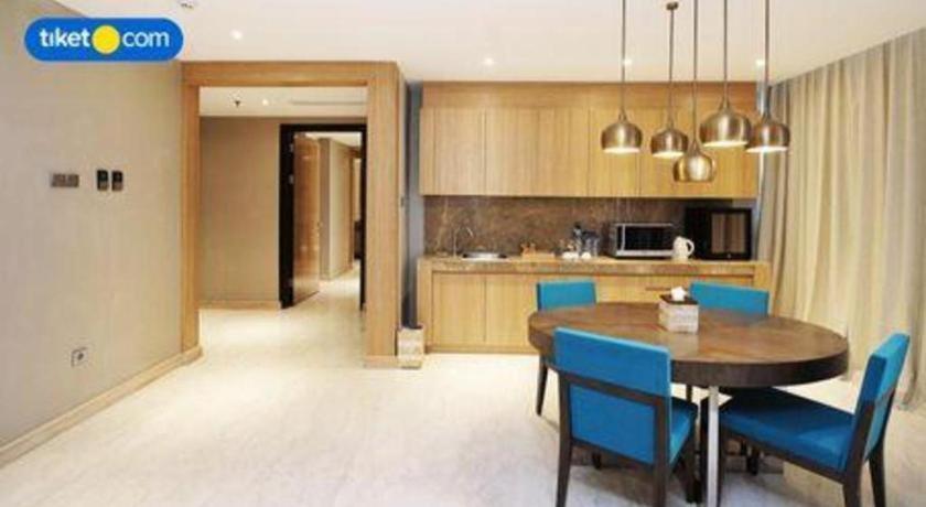 The Rinra Hotel Makassar Kültér fotó