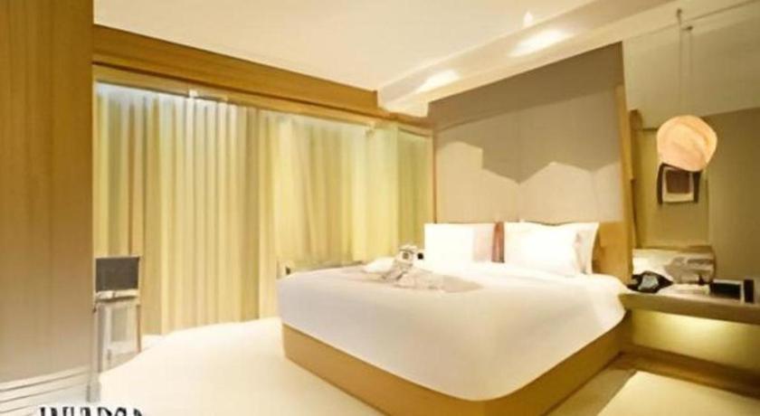 The Rinra Hotel Makassar Kültér fotó